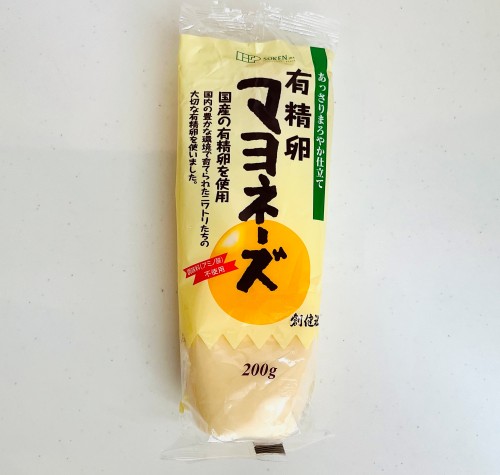 創健社の「有精卵マヨネーズ」パッケージ(表面)