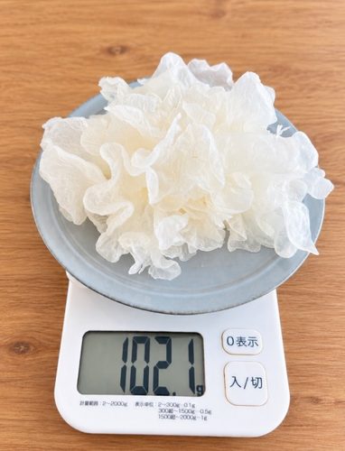 30分水につけた白きくらげ102.1g